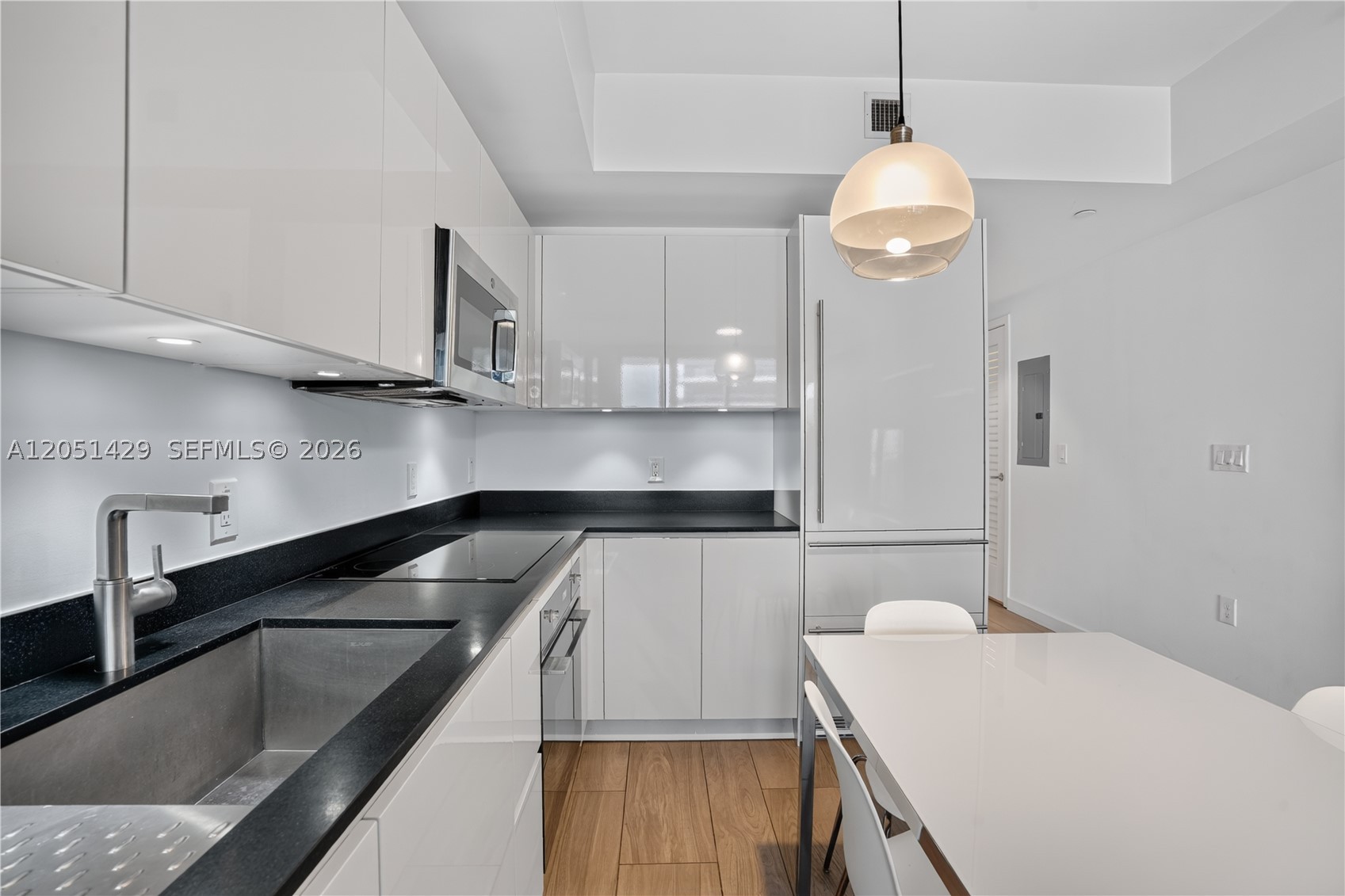 1010 BRICKELL CONDO - Residential Lease