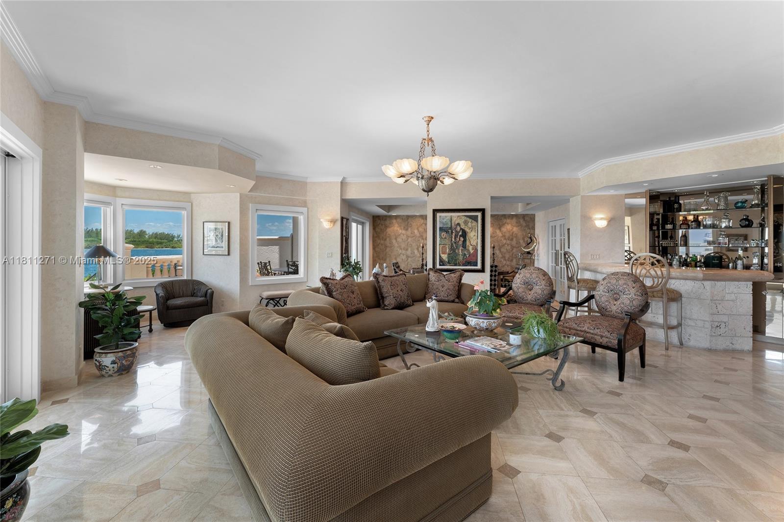 FISHER ISLAND - Residential