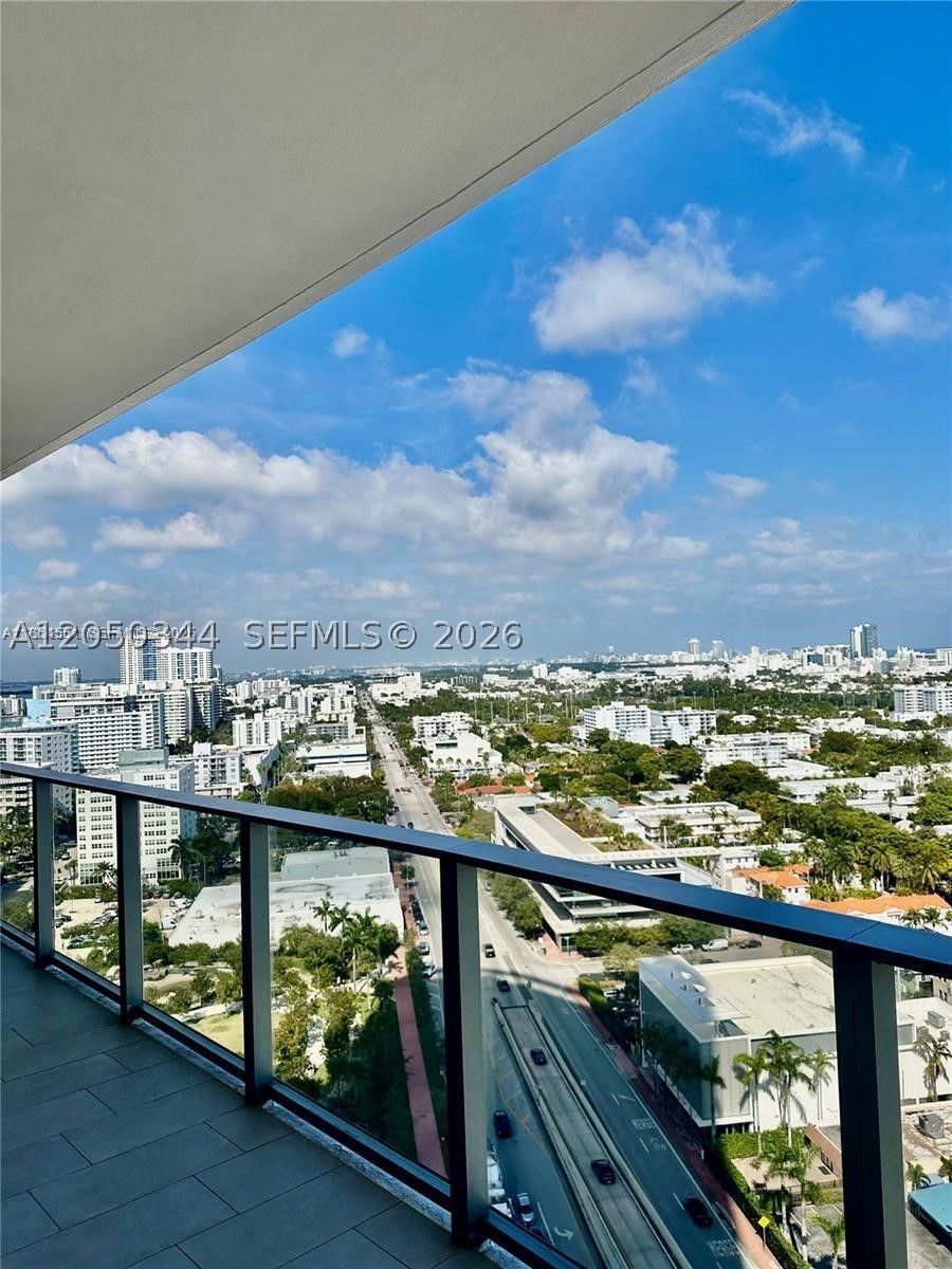 FIVE PARK - Residential Lease