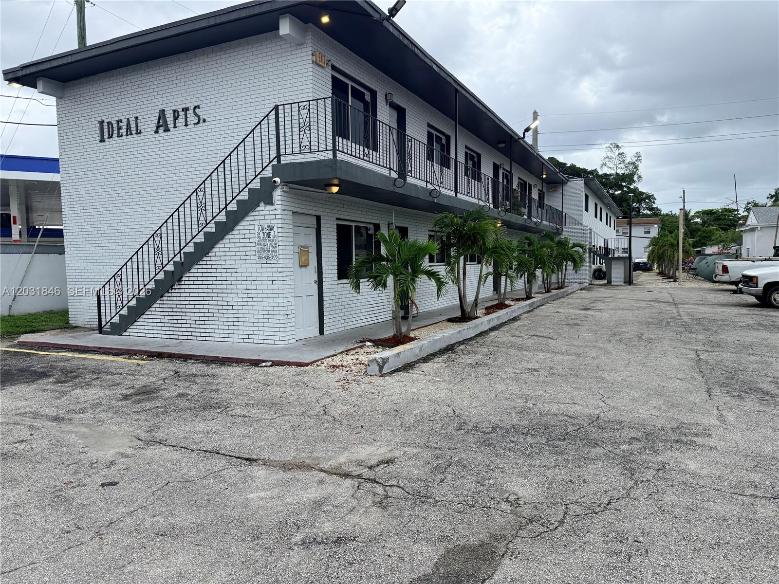 Newly done 2-bed & 1-bath apartment. New kitchen appliances. New bathroom fixtures. Central AC. Washer and dryer inside the apartment. Section-8 approved landlord.