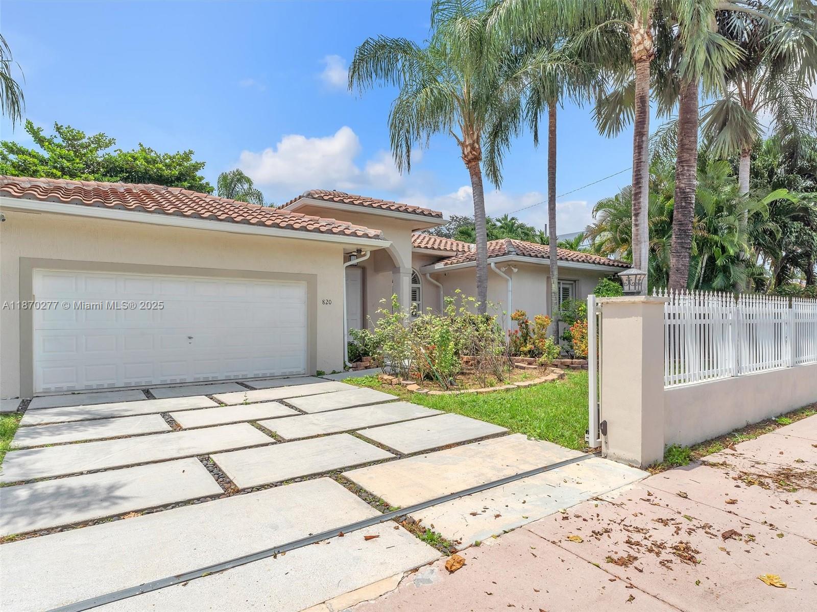 TAMIAMI PLACE PLAN 1 - Residential Lease