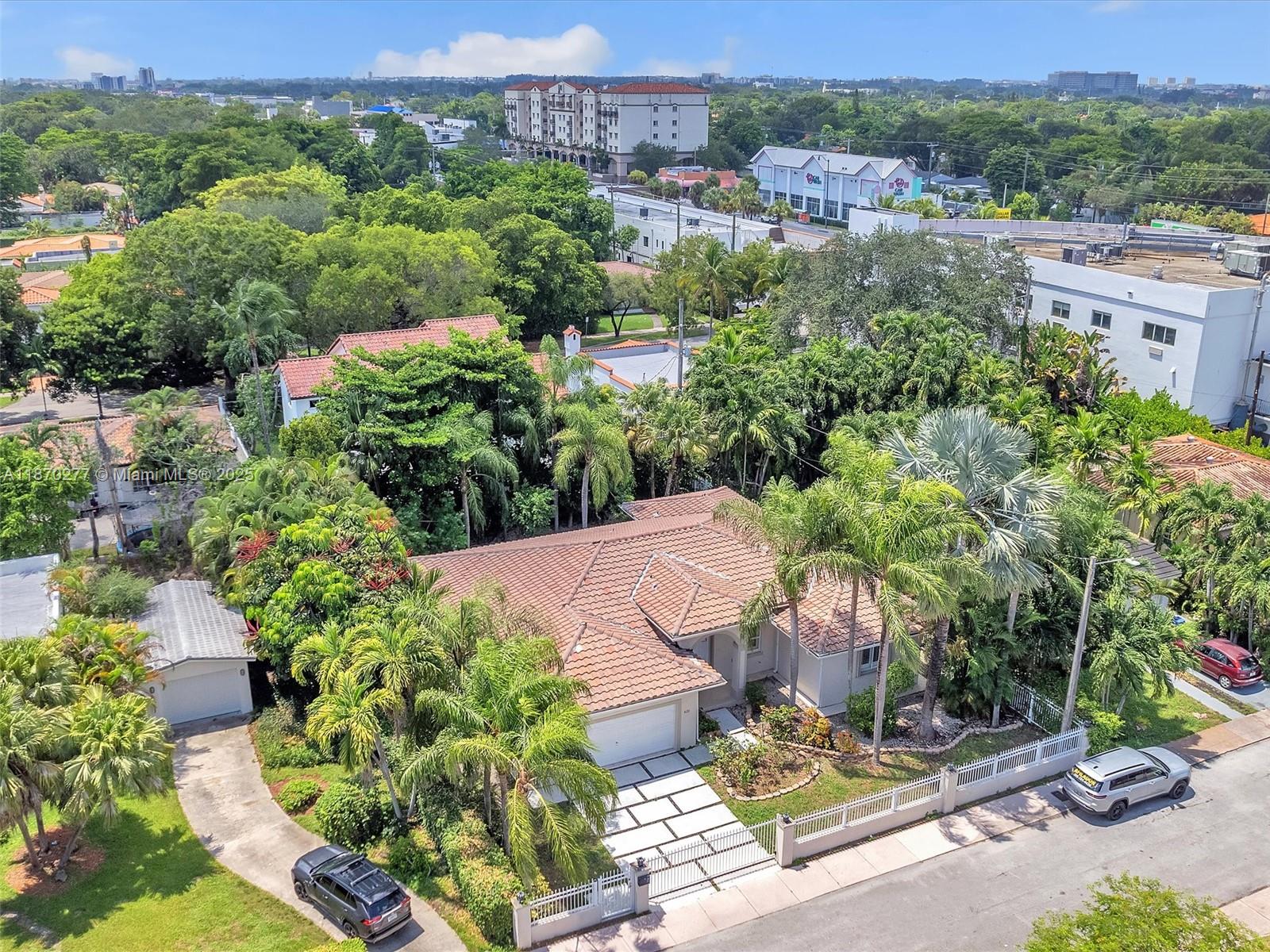 TAMIAMI PLACE PLAN 1 - Residential Lease