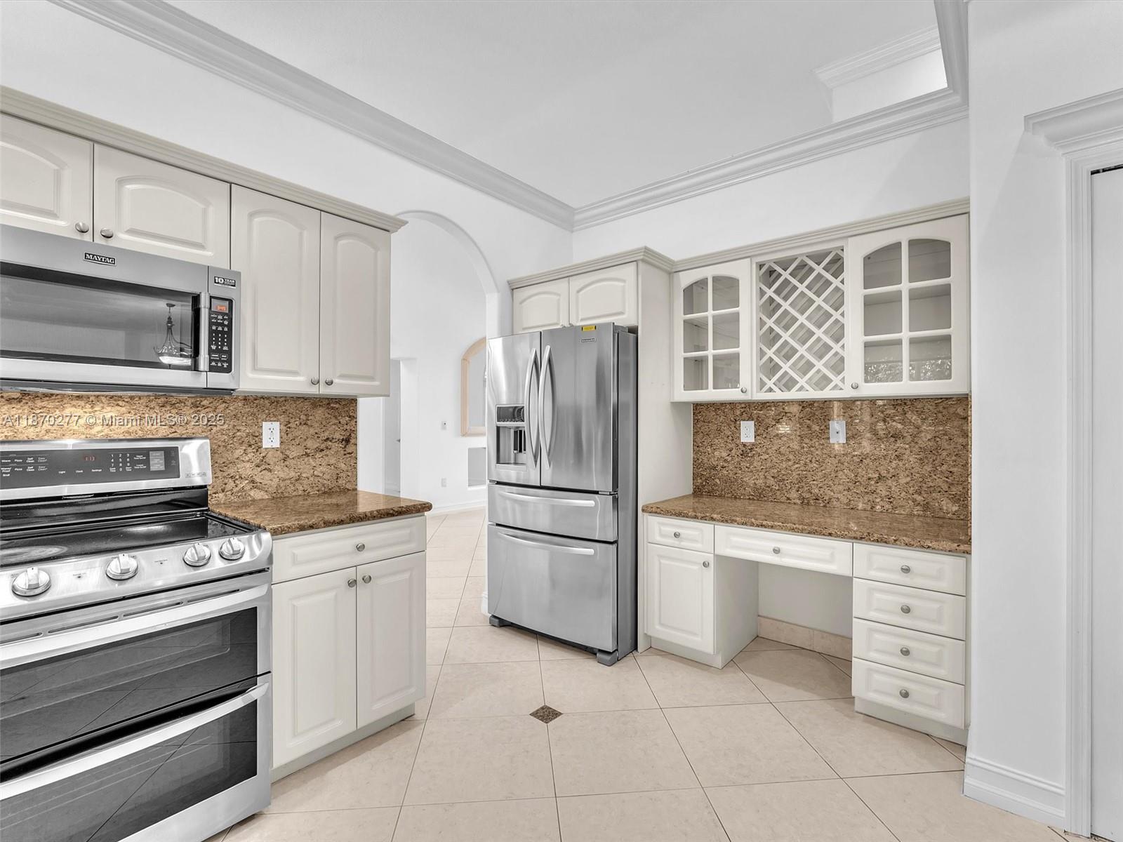 TAMIAMI PLACE PLAN 1 - Residential Lease