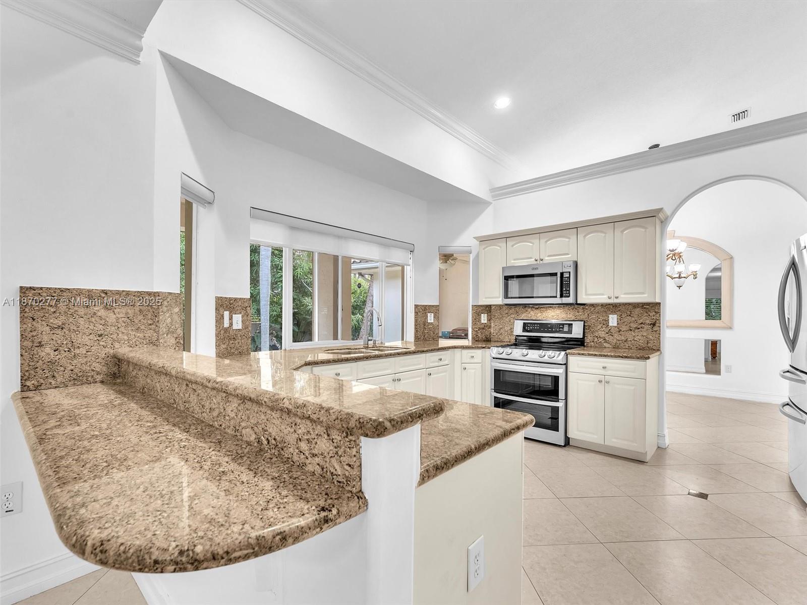 TAMIAMI PLACE PLAN 1 - Residential Lease