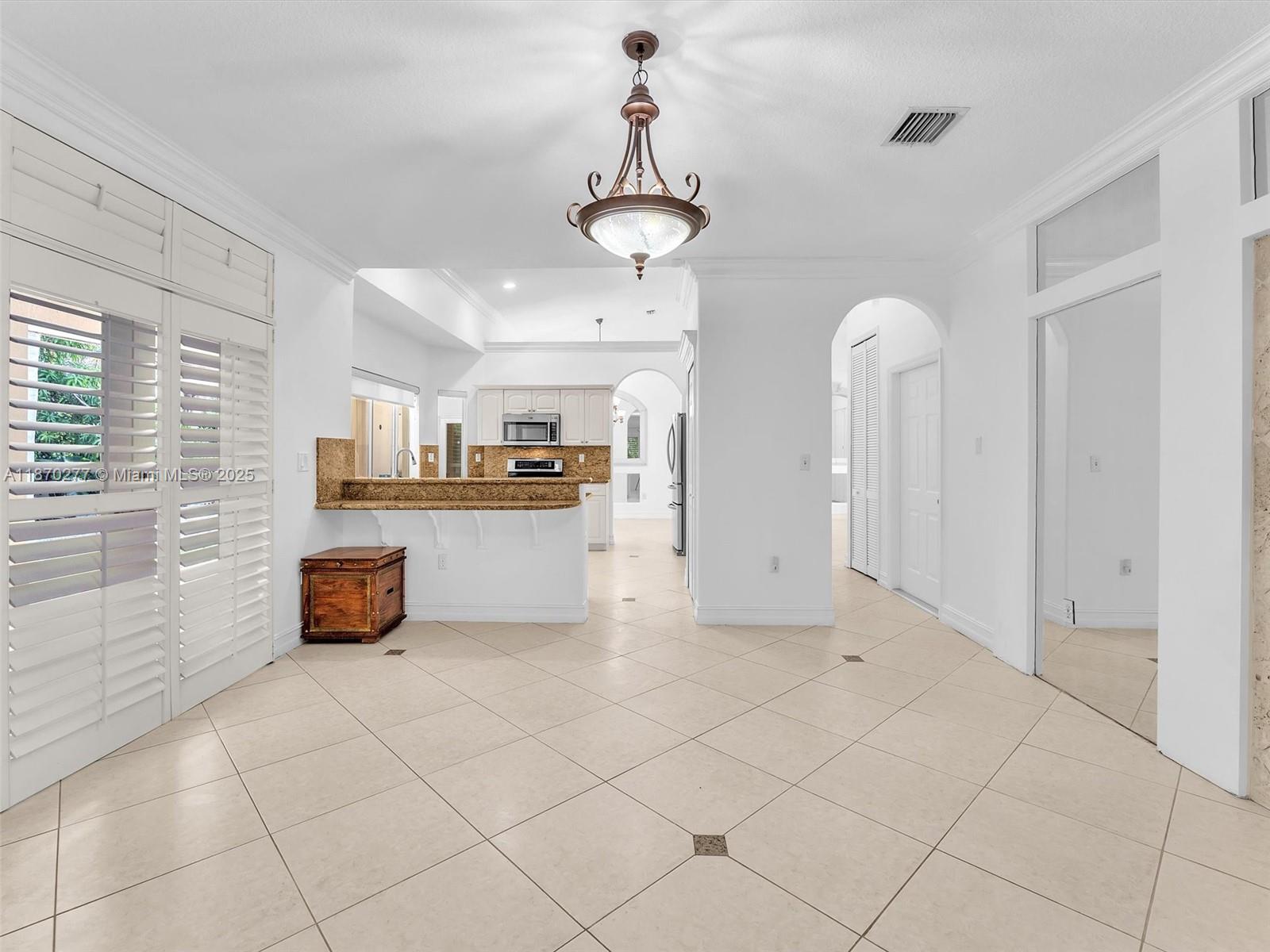 TAMIAMI PLACE PLAN 1 - Residential Lease