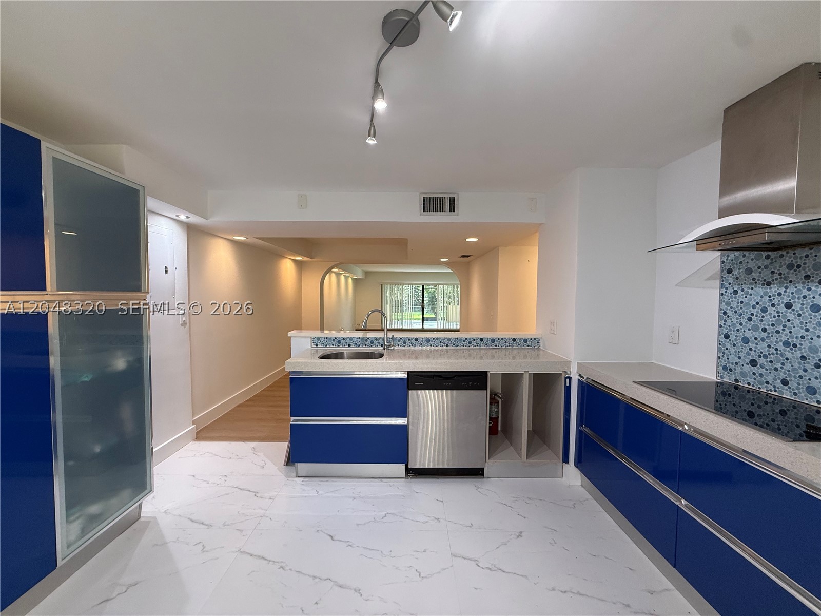 COSTA DEL SOL CONDO A - Residential Lease