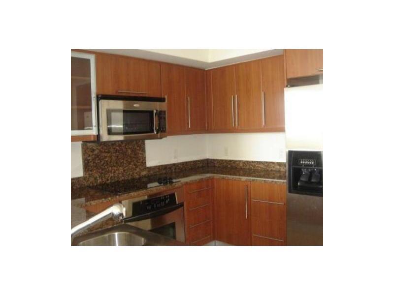 PUERTA DE PALMAS CONDO - Residential Lease