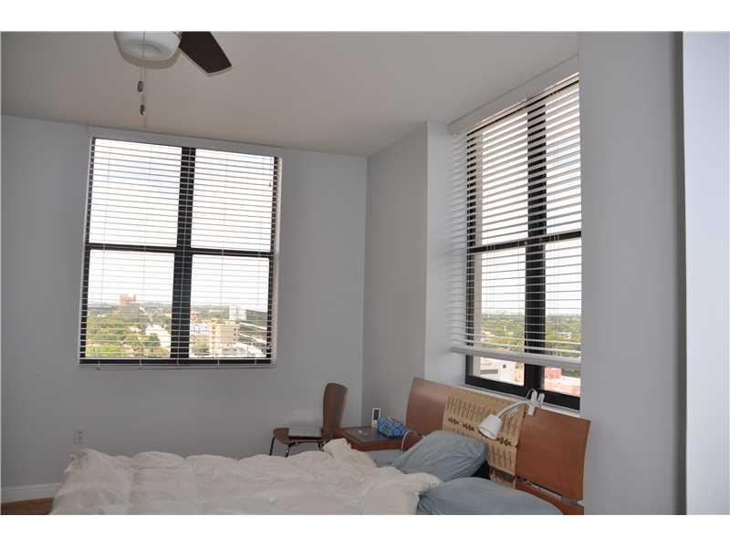 PUERTA DE PALMAS CONDO - Residential Lease