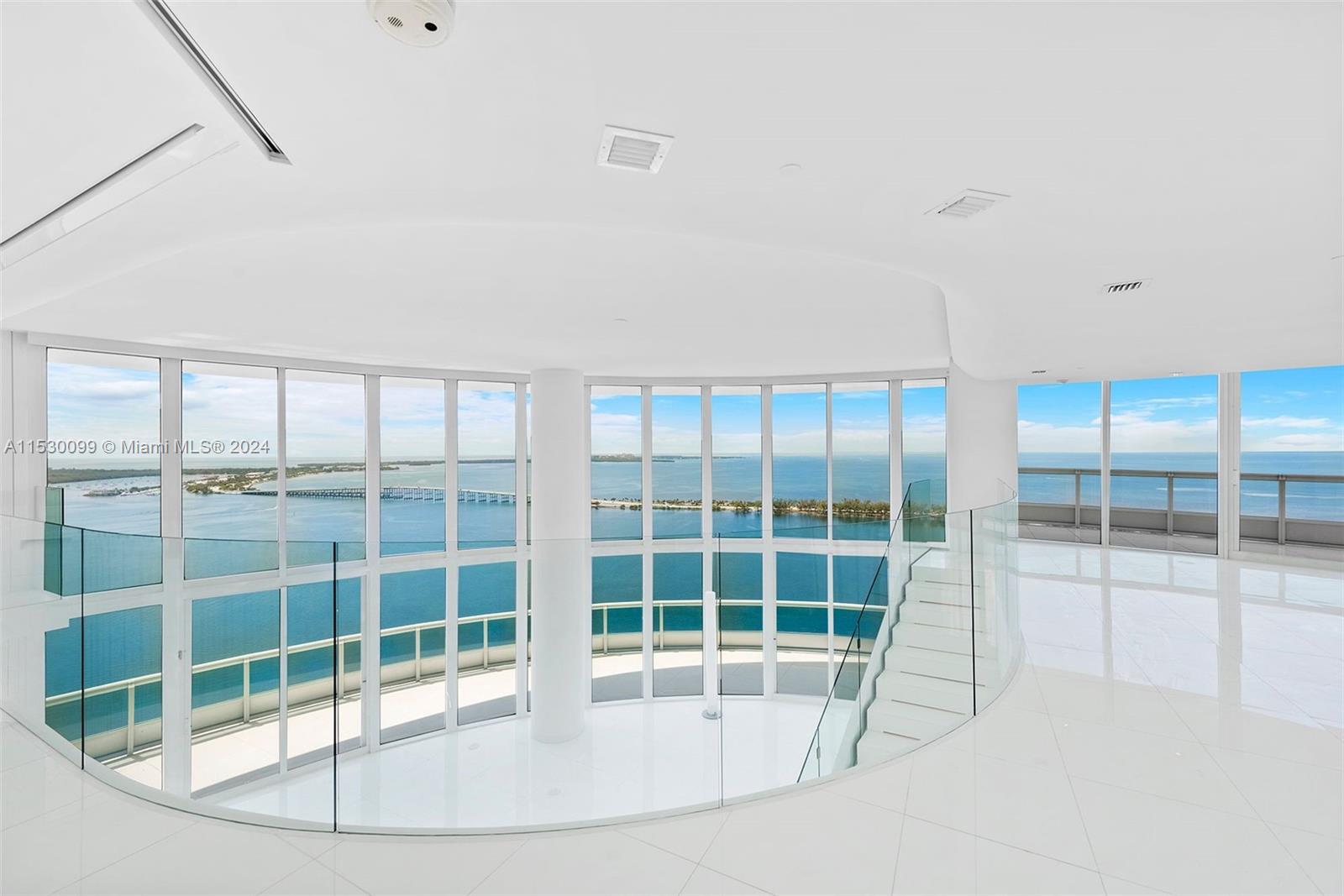 SANTA MARIA CONDO - Residential