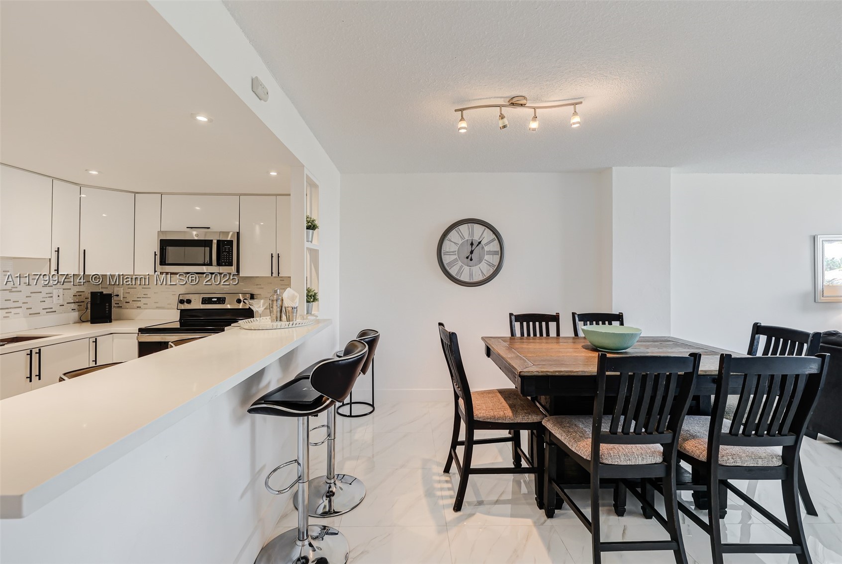 OCEAN RESERVE CONDO - Residential