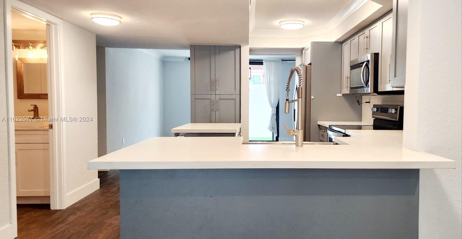 SUNSET KENDALL VILLAS - Residential Lease