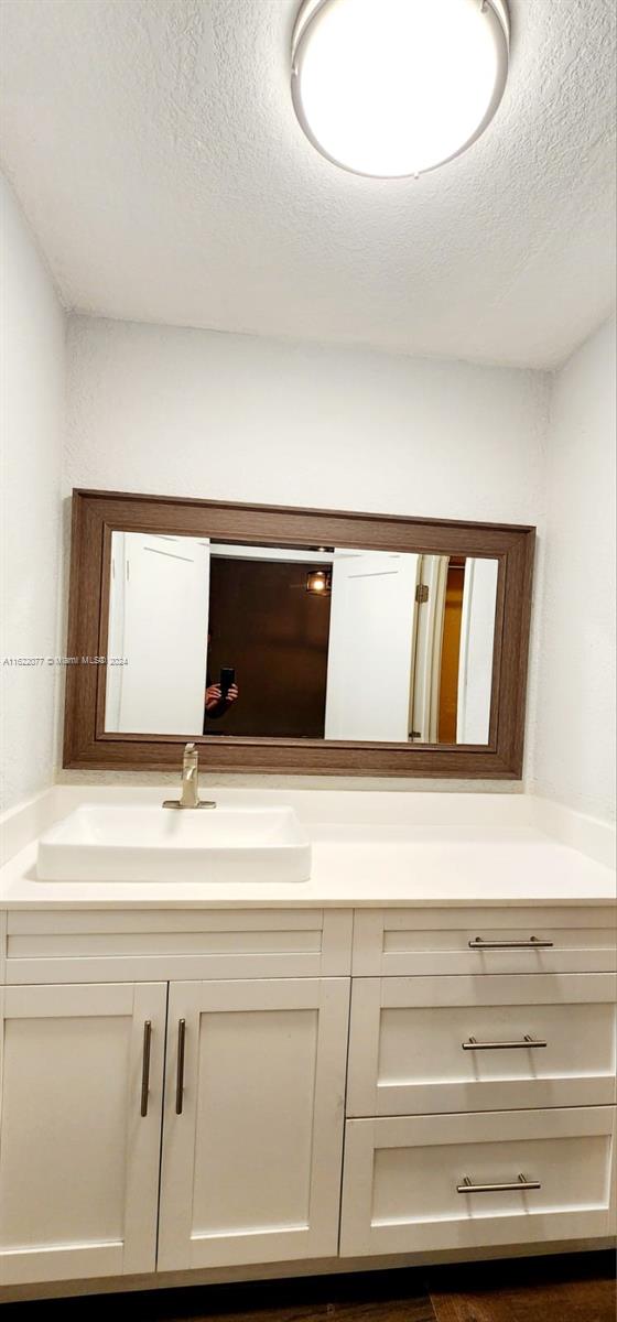 SUNSET KENDALL VILLAS - Residential Lease