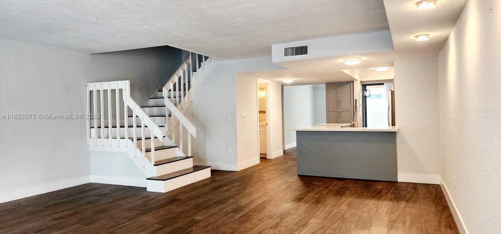 SUNSET KENDALL VILLAS - Residential Lease
