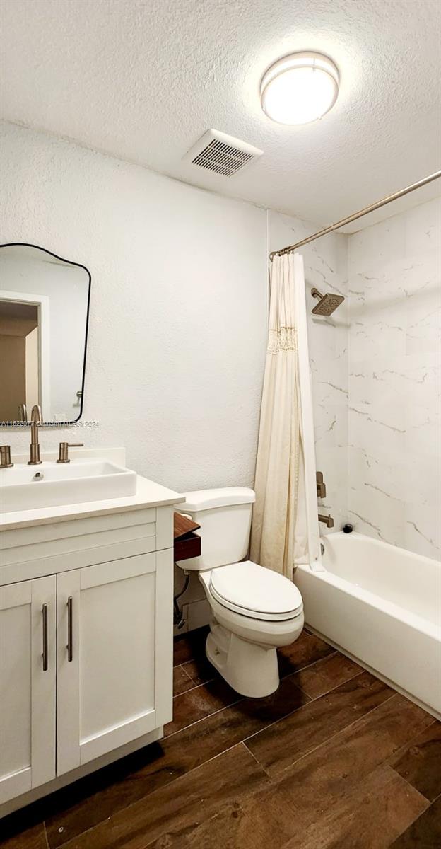SUNSET KENDALL VILLAS - Residential Lease