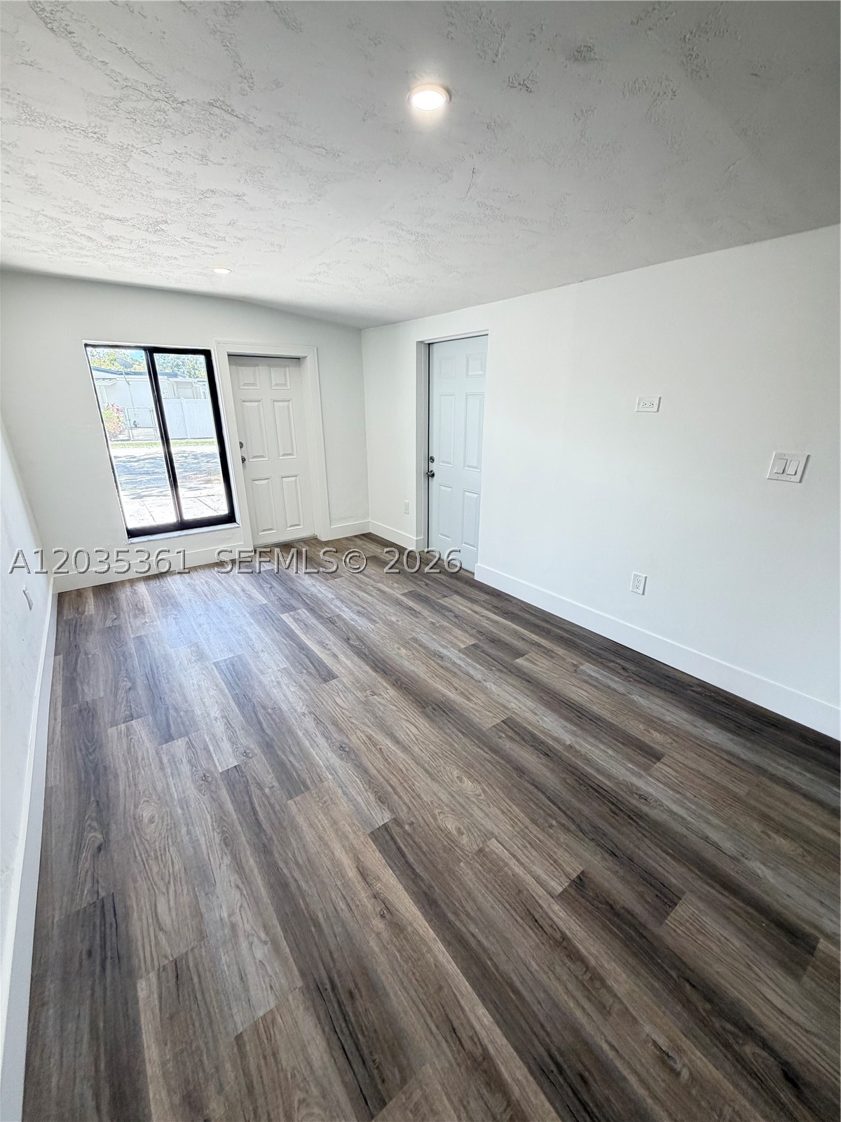 WEST CORAL PARK - Residential