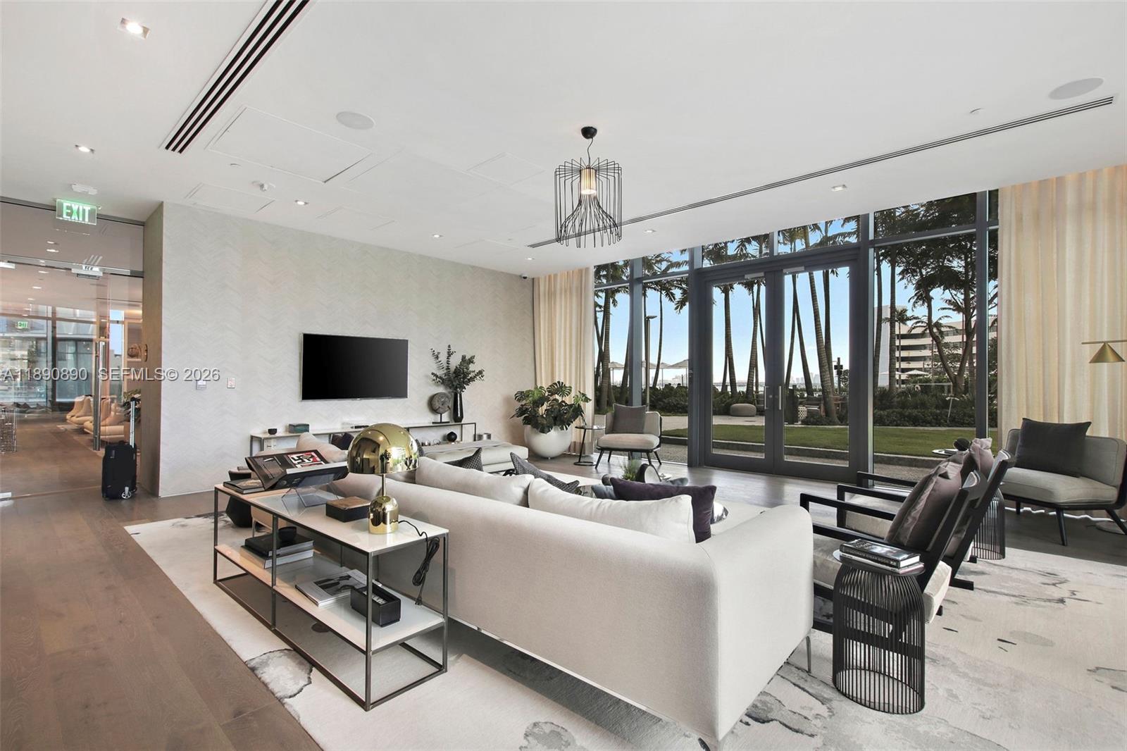 PARAISO BAY CONDO - Residential