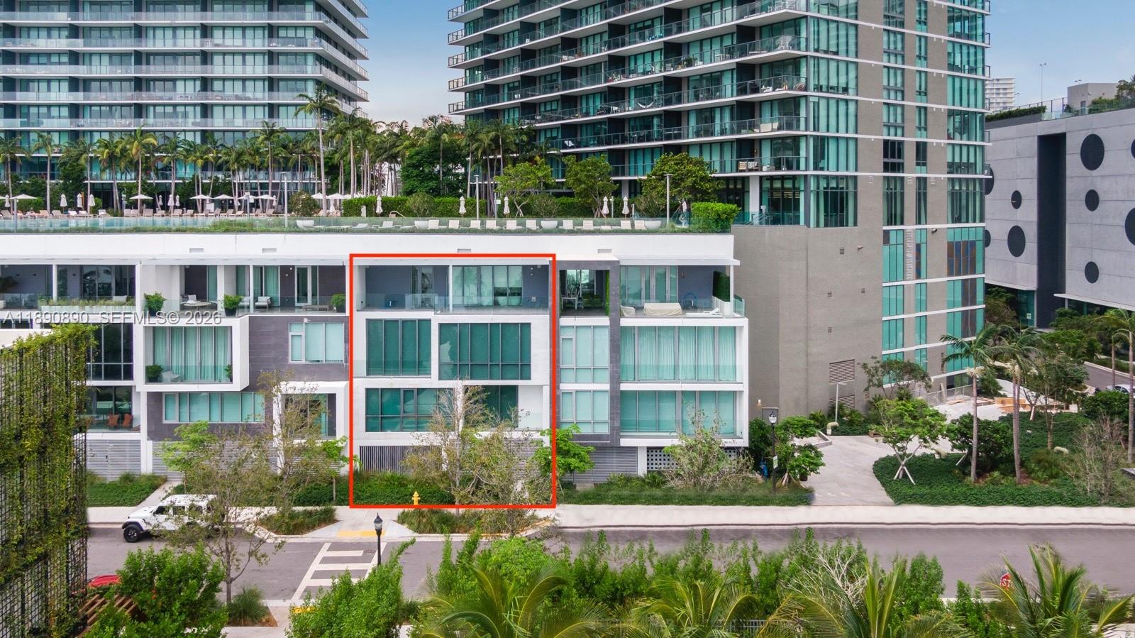 PARAISO BAY CONDO - Residential