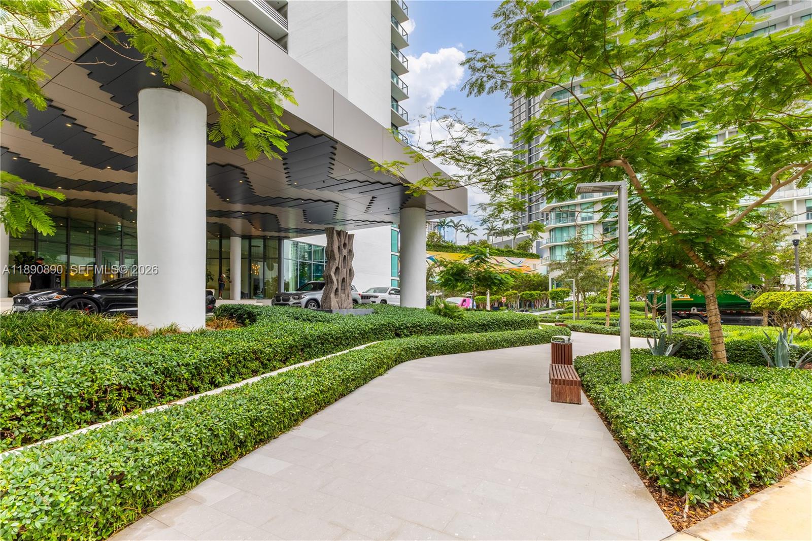 PARAISO BAY CONDO - Residential