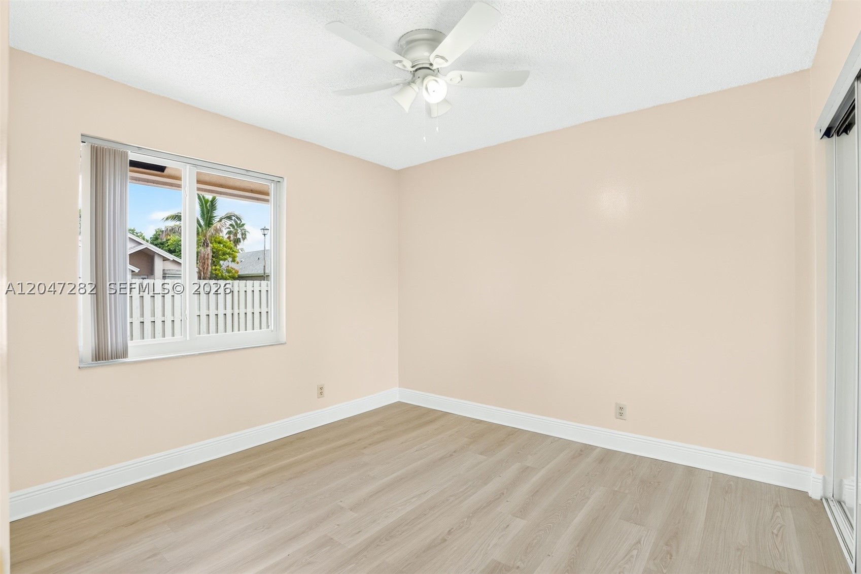 SPRINGTREE LAKES - Residential