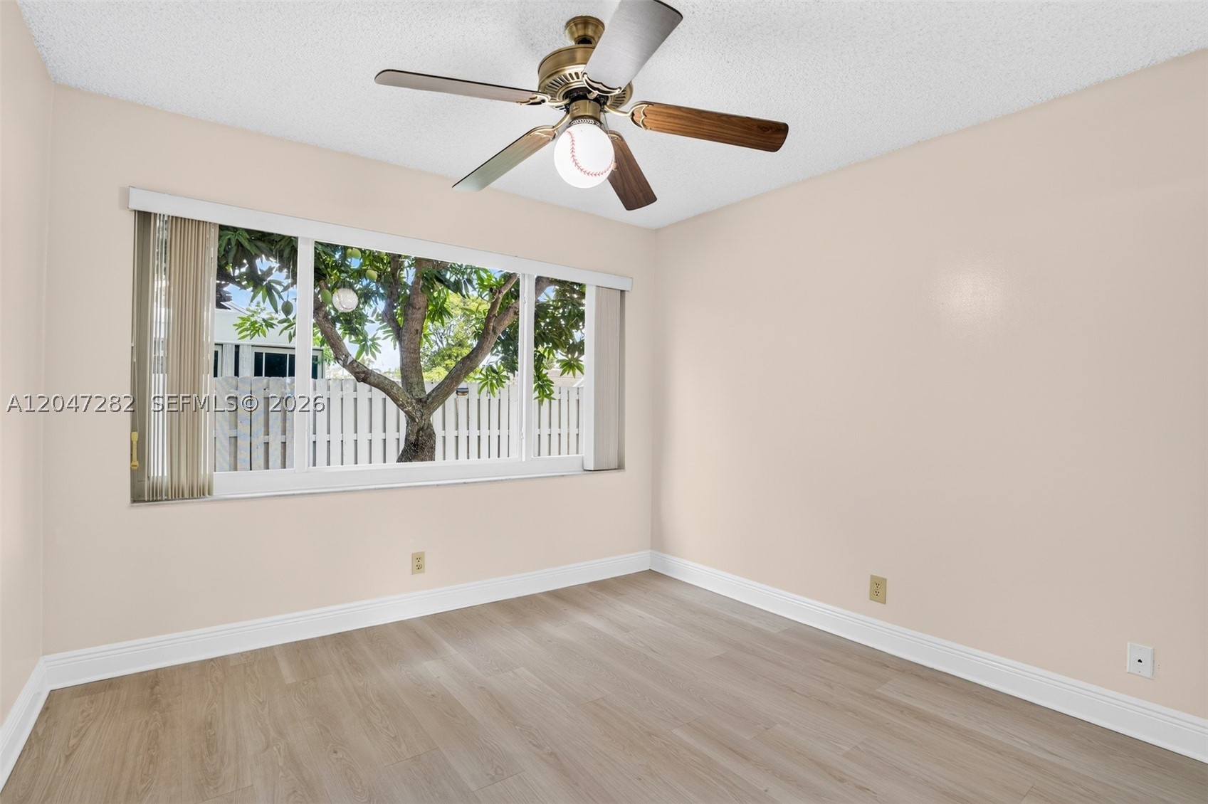 SPRINGTREE LAKES - Residential