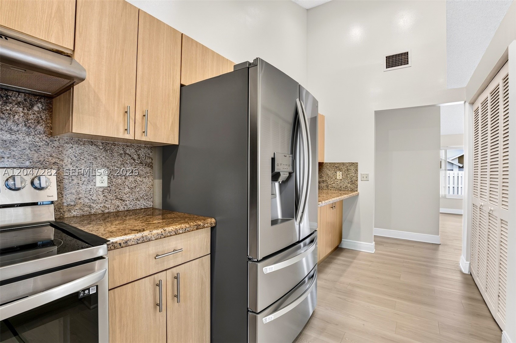 SPRINGTREE LAKES - Residential