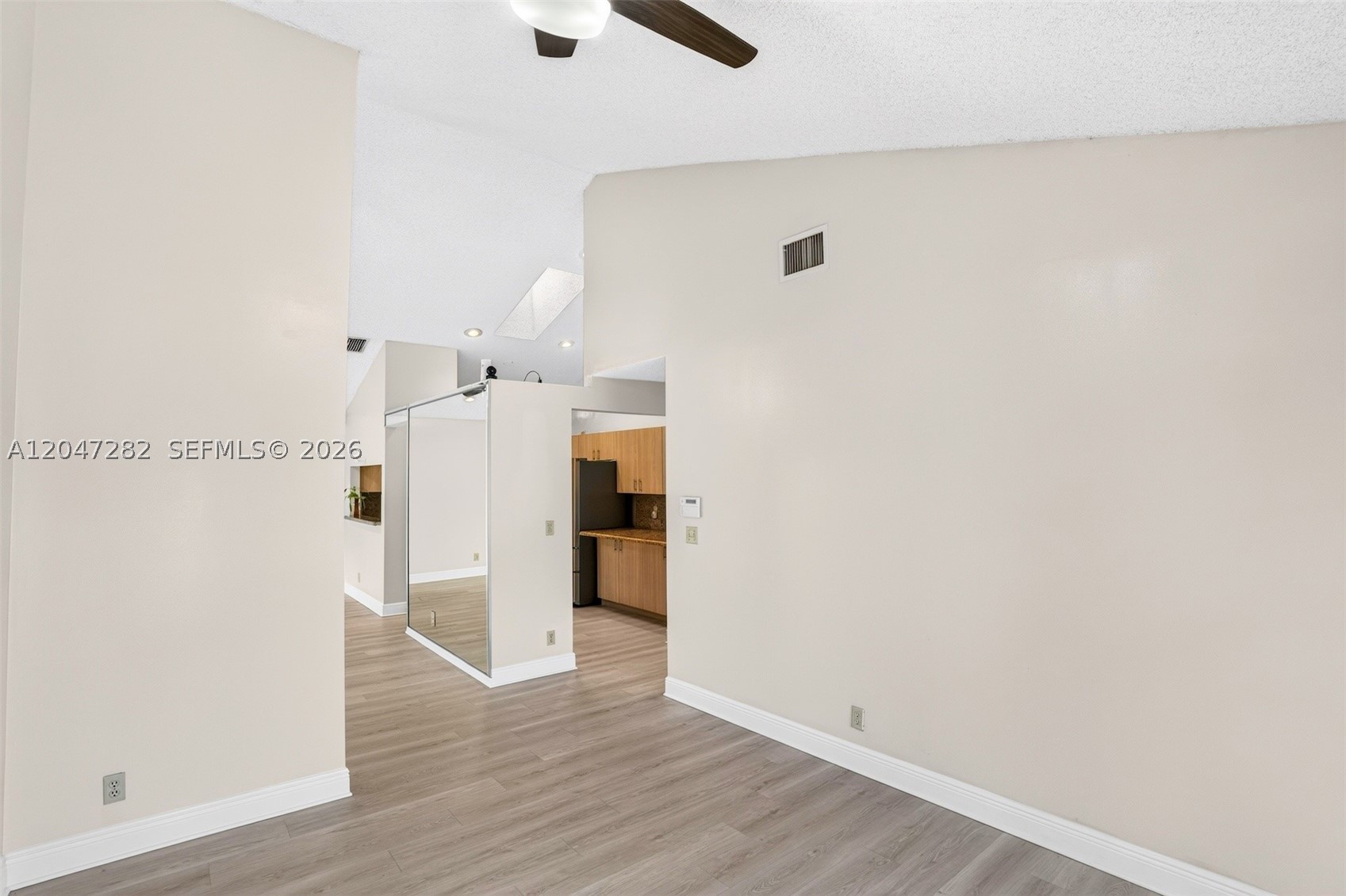 SPRINGTREE LAKES - Residential