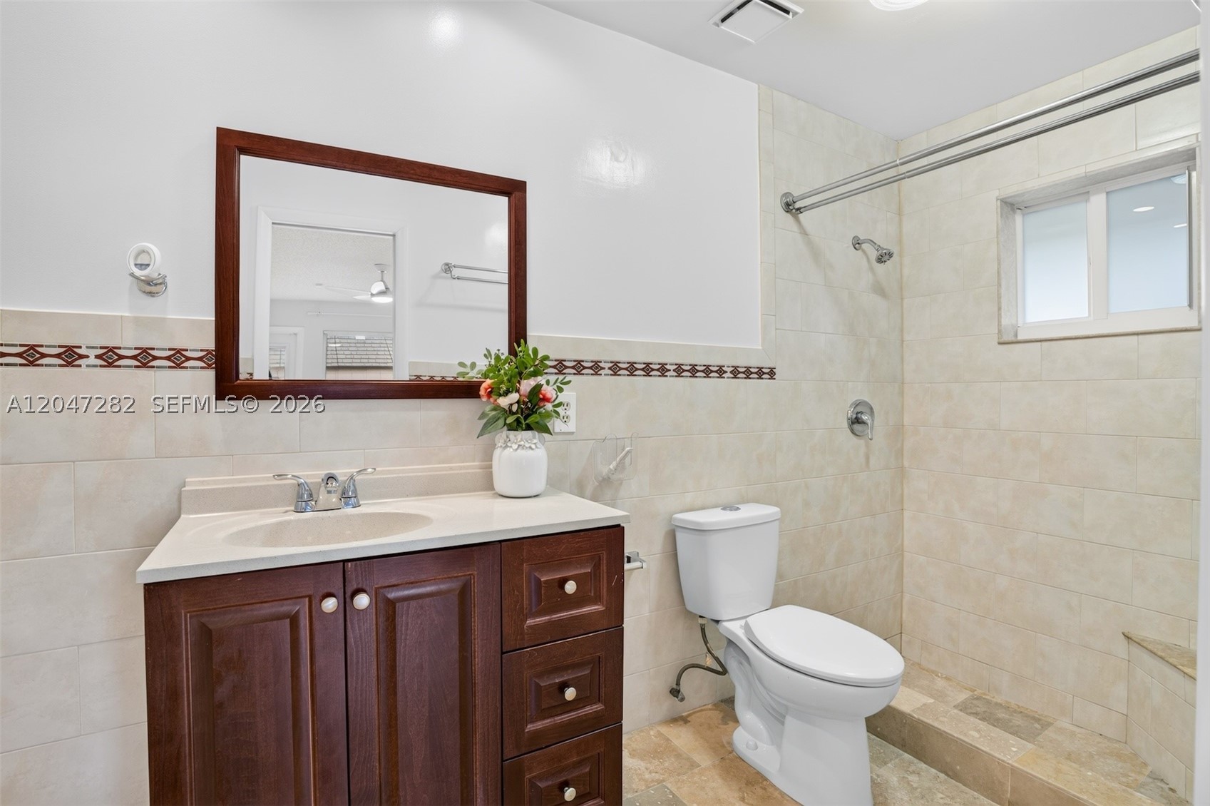 SPRINGTREE LAKES - Residential