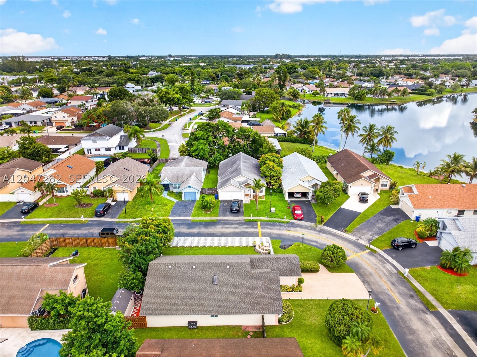 SPRINGTREE LAKES - Residential