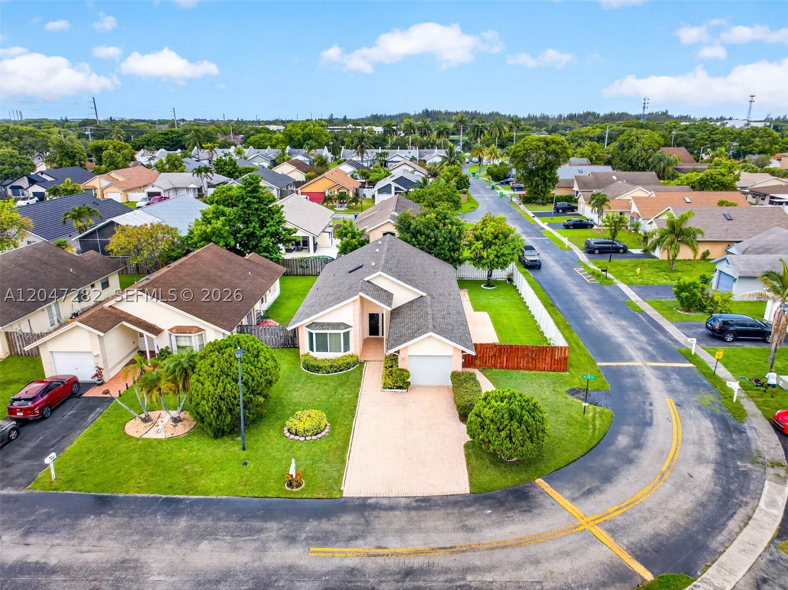 SPRINGTREE LAKES - Residential