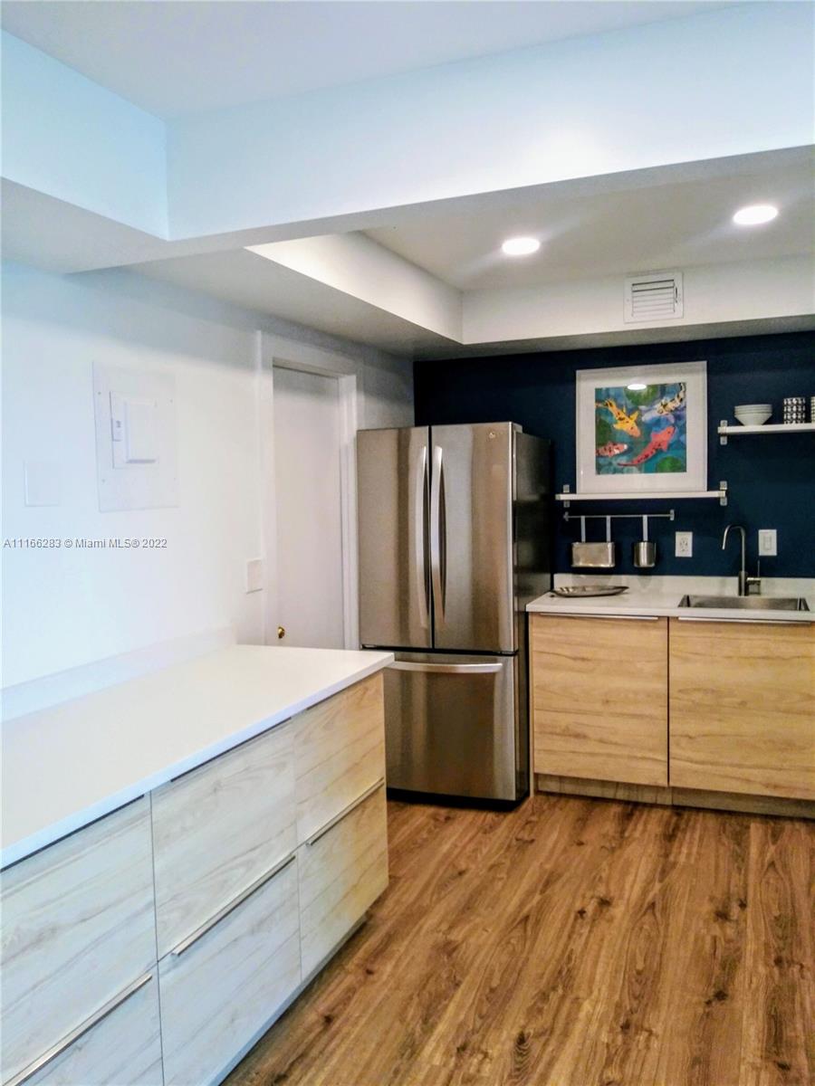 MIDDLE RIVER TOWER CONDO - Residential Lease