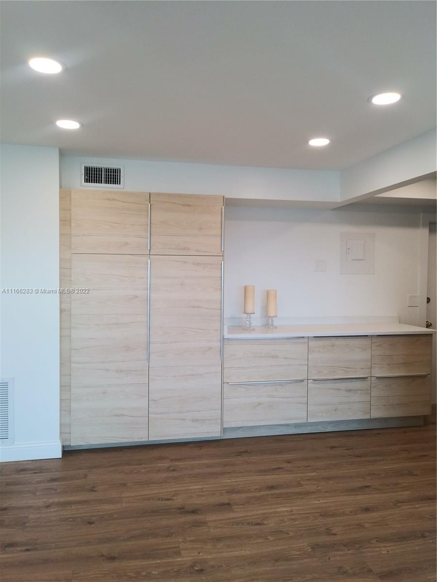 MIDDLE RIVER TOWER CONDO - Residential Lease