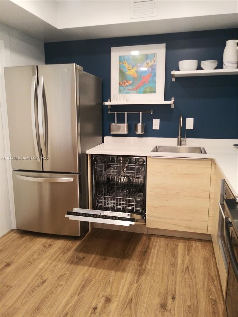 MIDDLE RIVER TOWER CONDO - Residential Lease