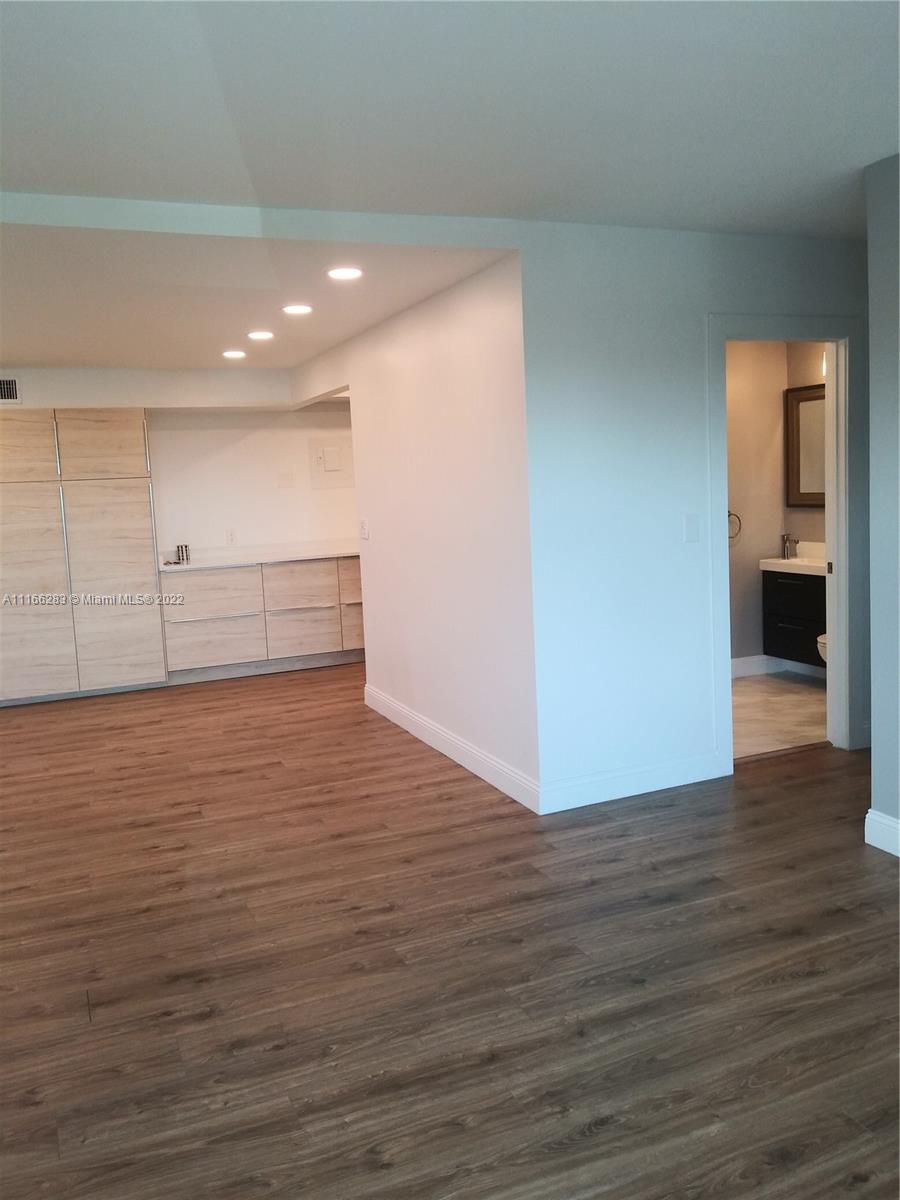 MIDDLE RIVER TOWER CONDO - Residential Lease