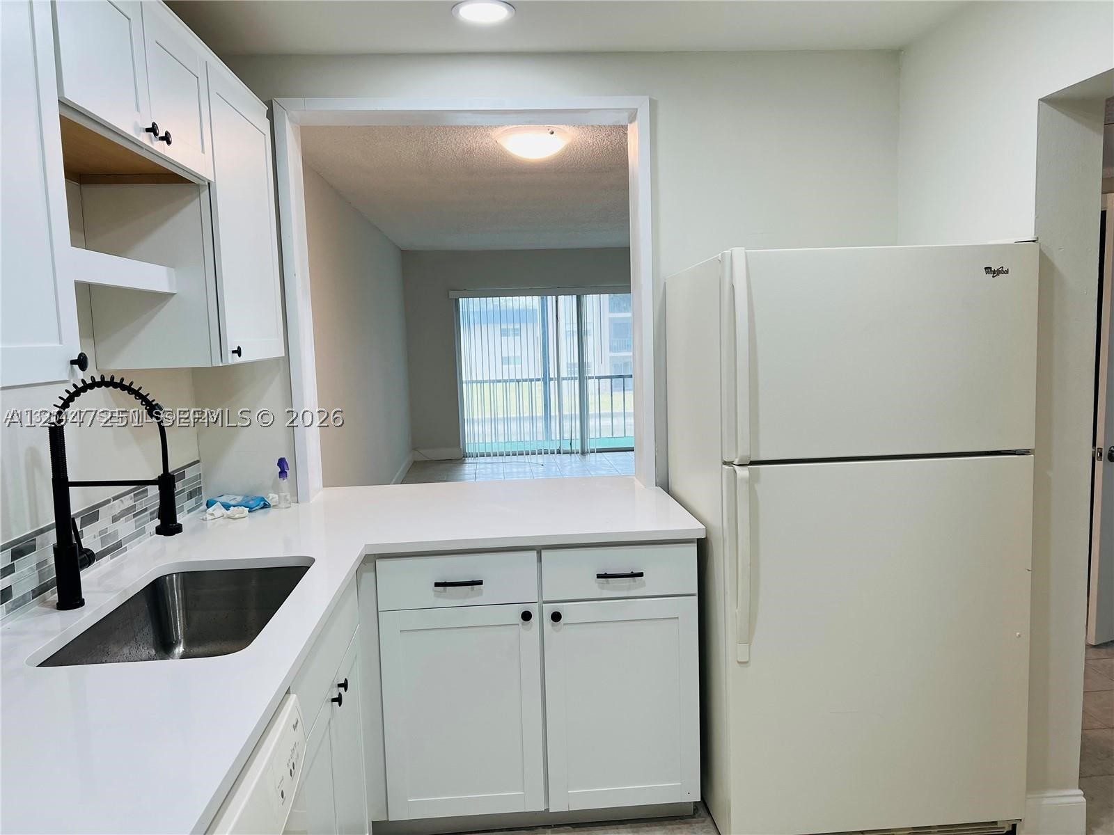 VERSAILLES GARDENS CONDO - Residential Lease