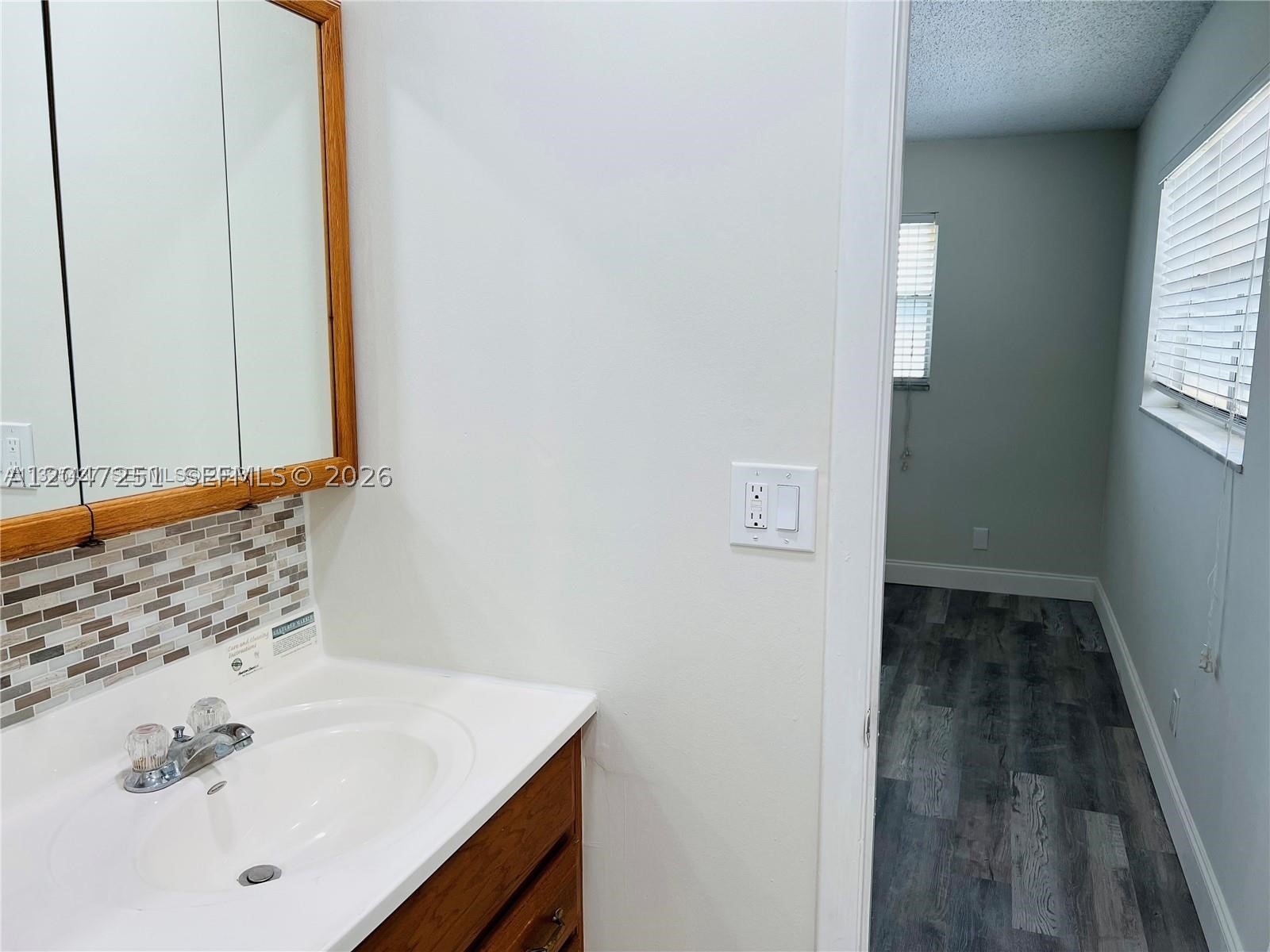 VERSAILLES GARDENS CONDO - Residential Lease