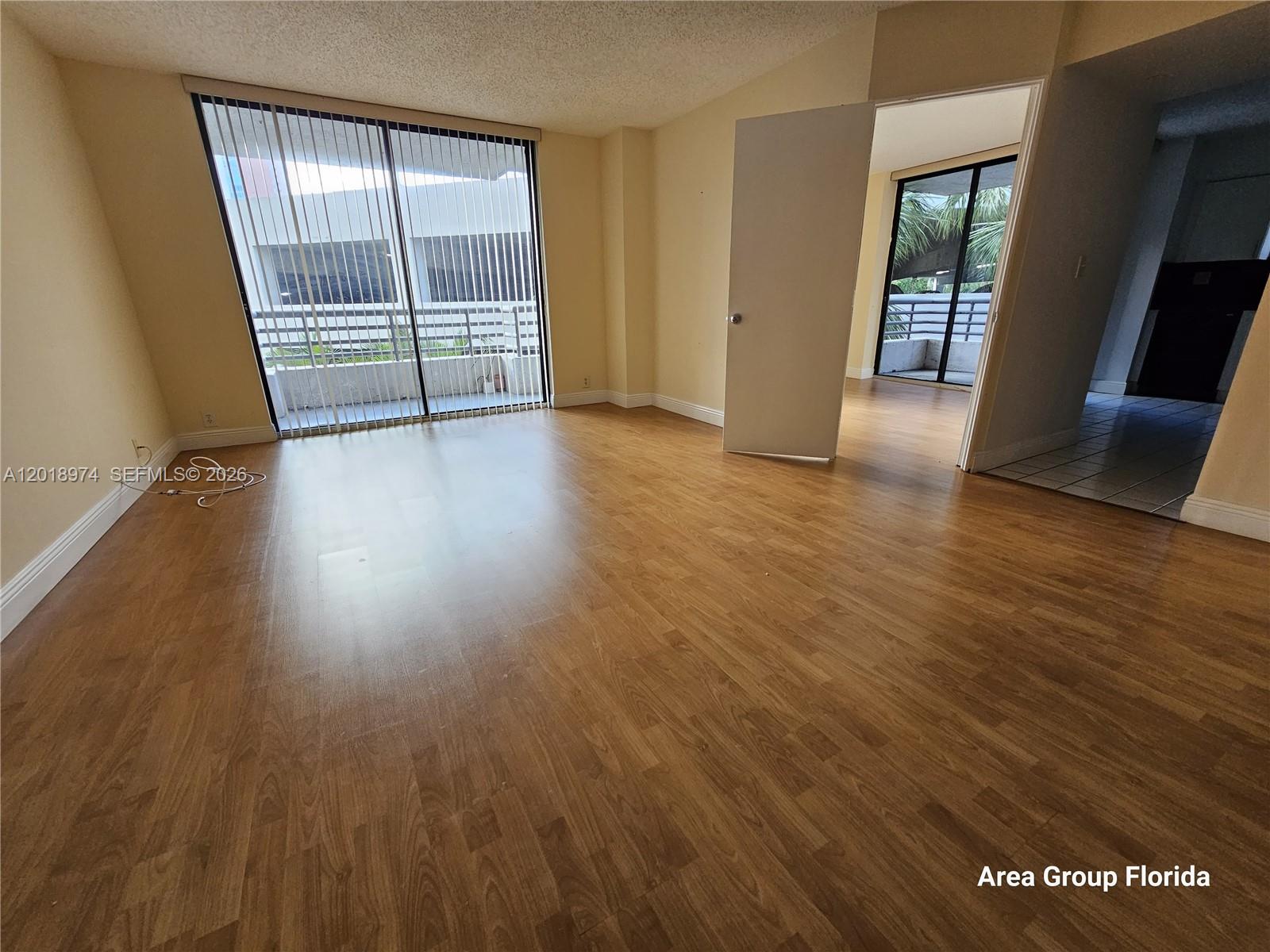 spacious 2BR/1BA split-floorplan condo in the heart of Aventura! stainless steel appliances, in-unit washer/dryer, and updated water heater. Rent includes cable, internet, and water. Full-service renovated building with 24-hour security, concierge, valet, fitness center, sauna, heated pools, jacuzzi, cabanas, café/market, and more. Walking distance to Aventura Mall, restaurants, golf, parks, and beaches. Tenant occupied until June 2027 paying $2,350/month — great investment opportunity