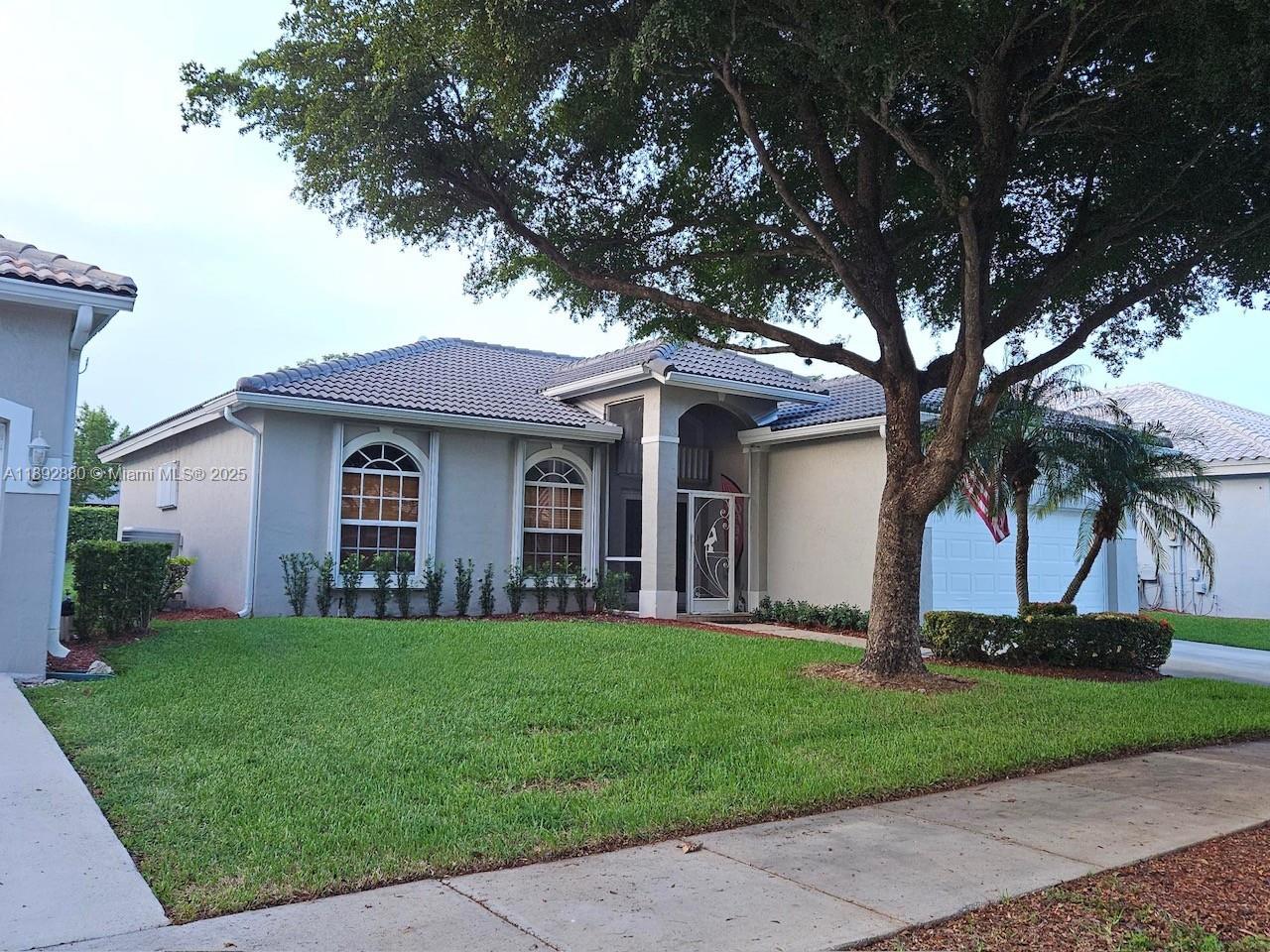 NEW ROOF (2021) + NEW WATER HEATER (2026) – major upgrades already completed for peace of mind and insurance savings.
Located in the highly desirable North Gate at Keys Gate, this well-maintained 3-bedroom, 2-bath home offers a spacious split floor plan with high ceilings and a bright, open layout.

The updated kitchen features granite countertops, stainless steel appliances, and ample cabinet space, perfect for everyday living and entertaining. Bathrooms have been remodeled with floor-to-ceiling marble and travertine finishes, giving a clean and modern feel.

Enjoy living in a 24-hour gated community with resort-style amenities, including clubhouse, pool, tennis courts, and more.

HOA includes landscaping, sprinkler system, AT&T fiber internet, cable (including HBO Max), alarm monitoring, and exterior painting every 5 years, offering true low-maintenance living.
Conveniently located near shopping, dining, and major highways.

Move-in ready with major systems already updated—this home offers exceptional value in one of Homestead’s most sought-after communities.