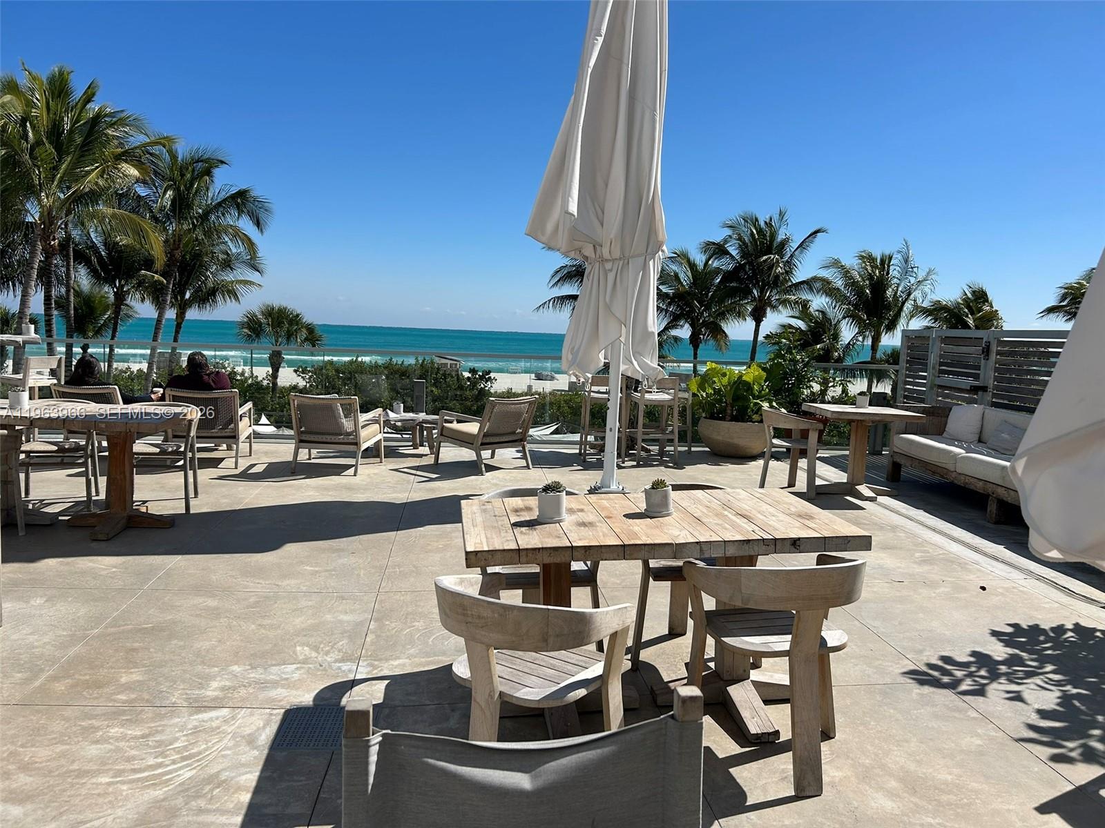 RONEY PALACE CONDO - Residential