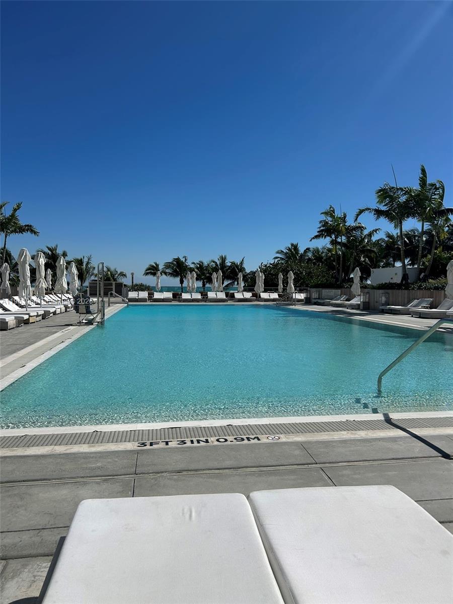 RONEY PALACE CONDO - Residential