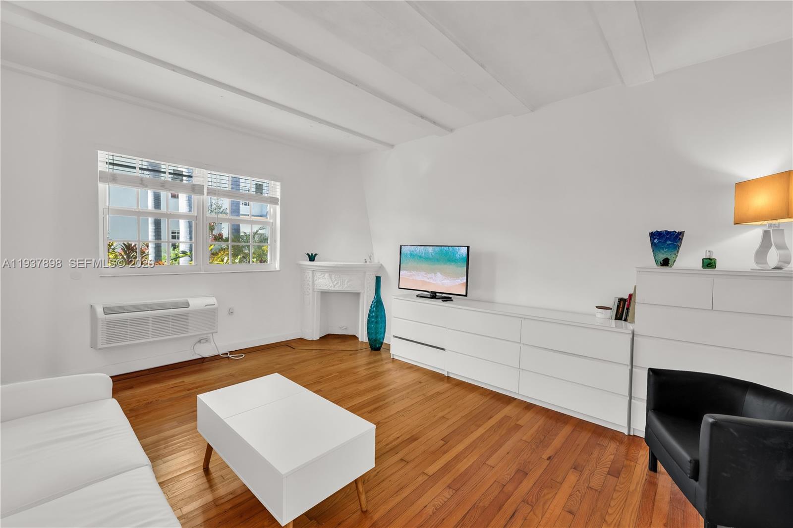 BEACH GARDENS CONDO - Residential