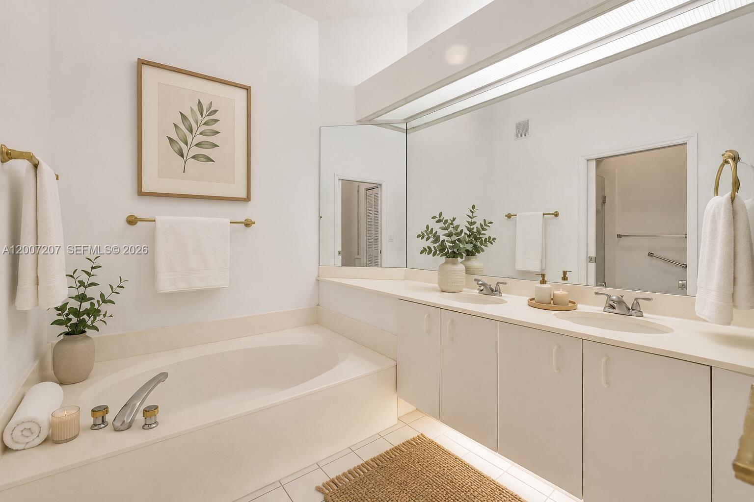 LOMBARDY REPLAT - Residential
