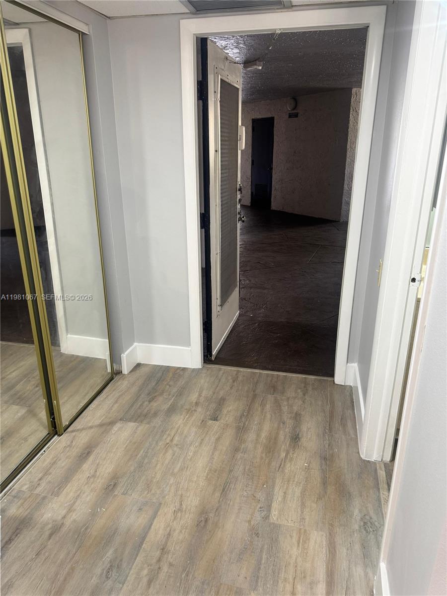 LIME BAY CONDOMINIUM 8 - Residential