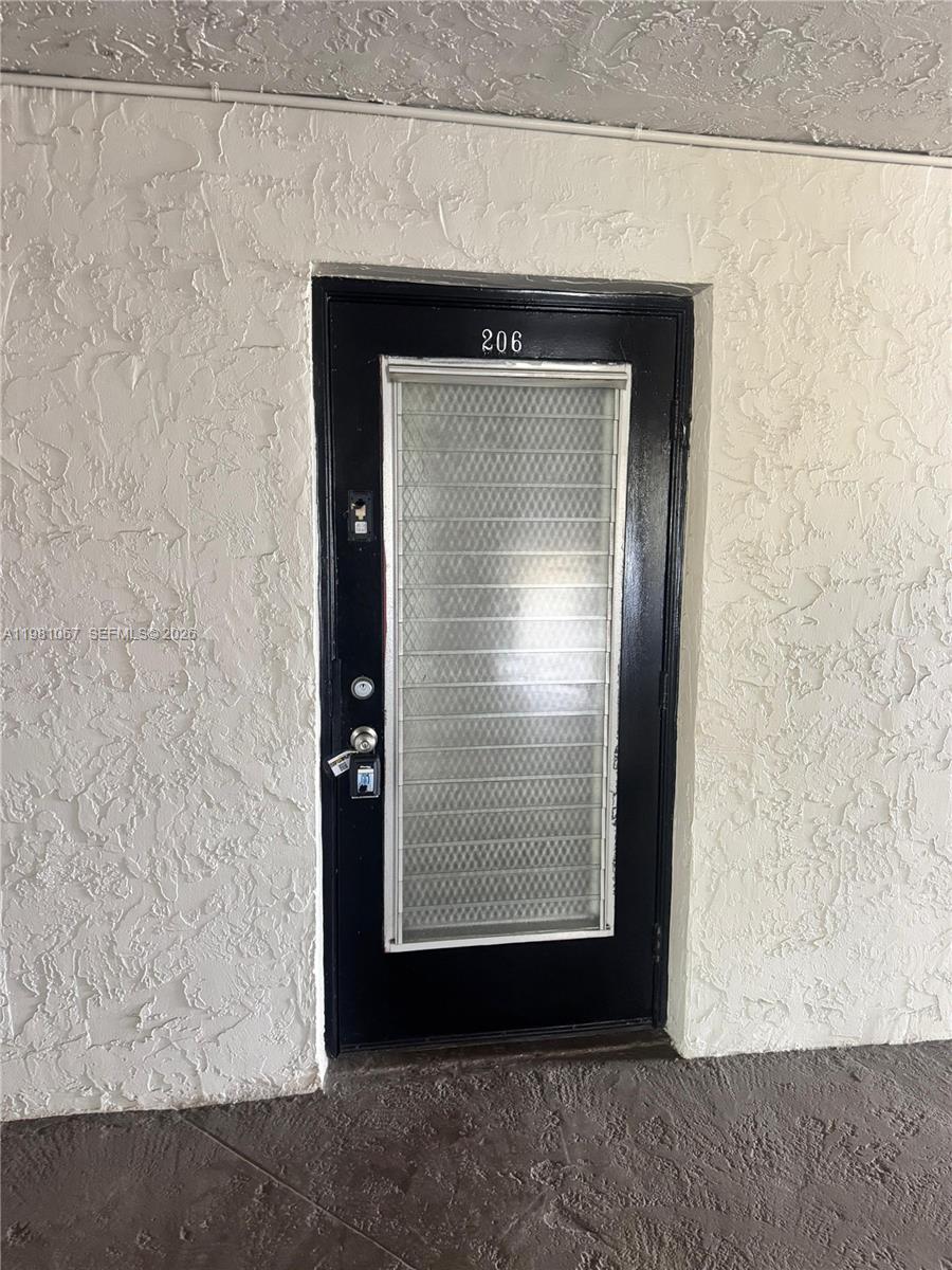 LIME BAY CONDOMINIUM 8 - Residential