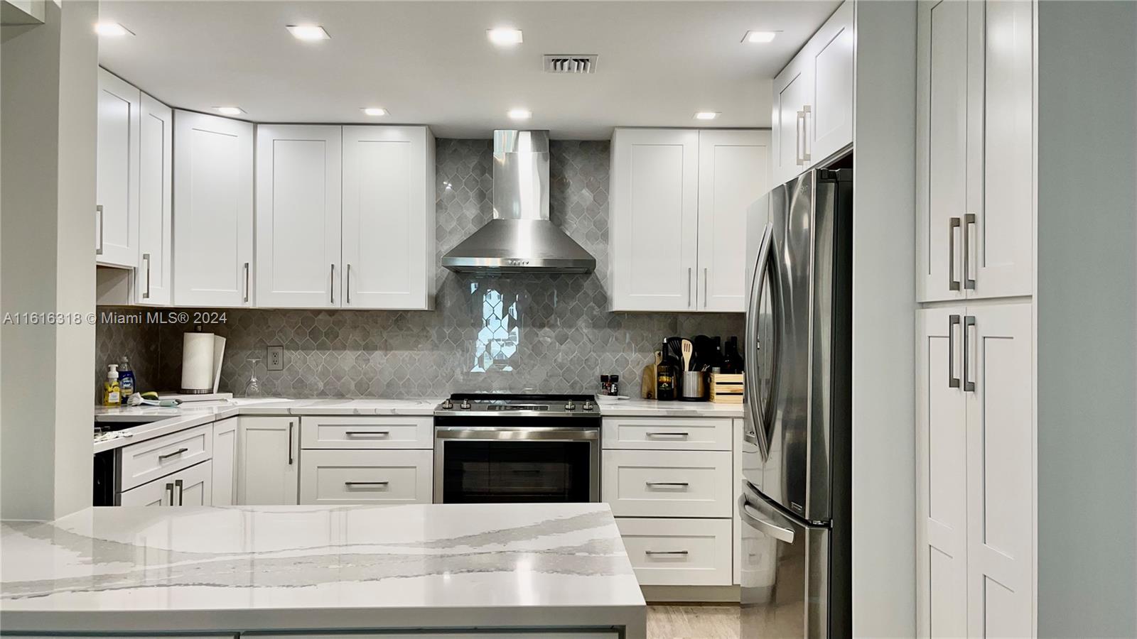 RIVIERA CONDO - Residential Lease