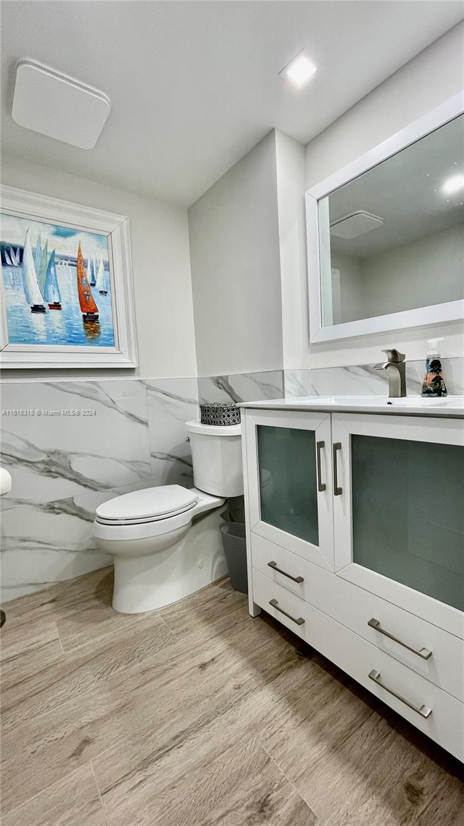 RIVIERA CONDO - Residential Lease