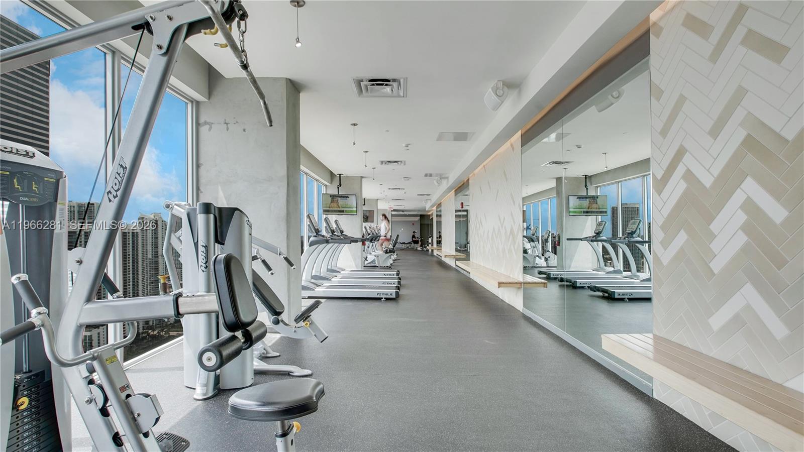 CENTRO CONDO - Residential
