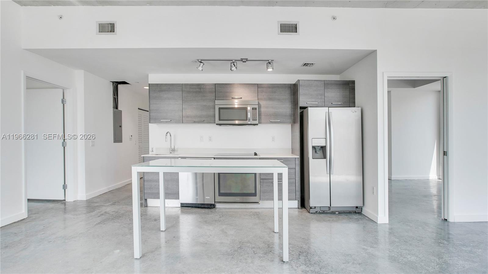 CENTRO CONDO - Residential