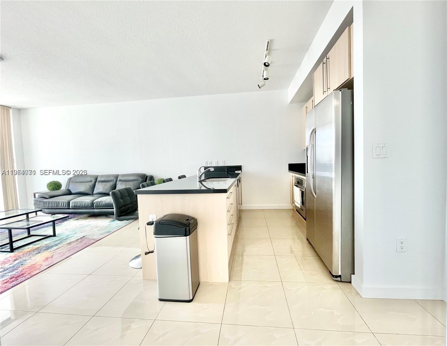 THE AXIS ON BRICKELL COND - Residential Lease