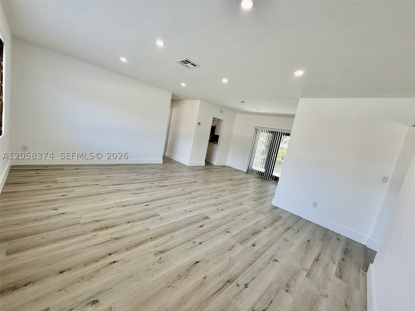 ANDREW MNR ESTS - Residential