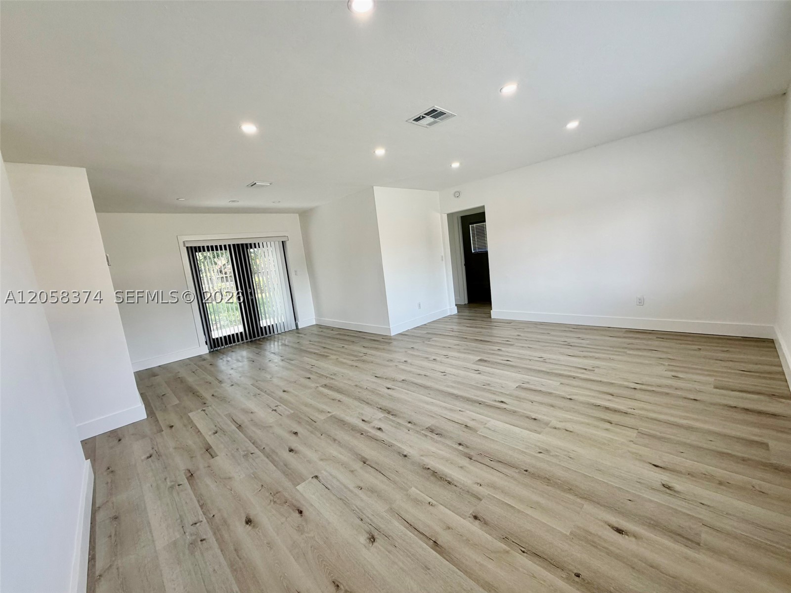 ANDREW MNR ESTS - Residential